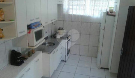 Casa Térrea à venda com 4 quartos em Vila Mazzei, São Paulo, SP