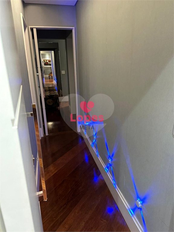 Apartamento à venda com 3 quartos, sendo 2 suítes, em Parque Residencial Aquarius, São José dos Campos, SP