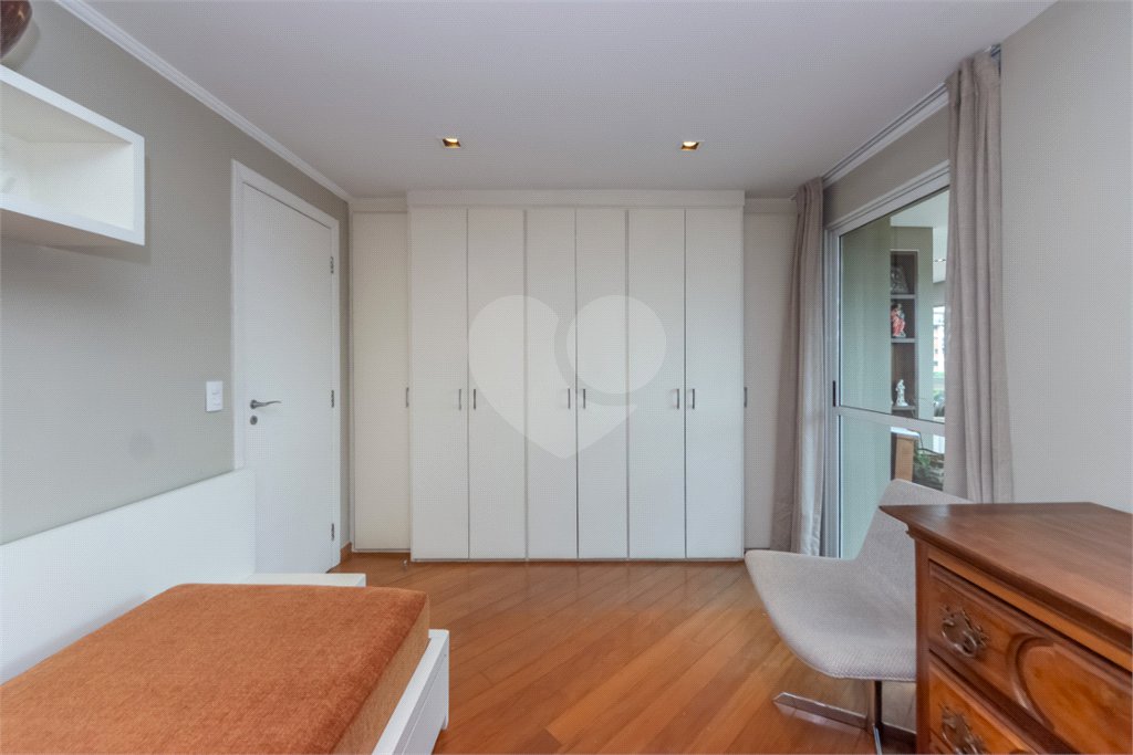 Cobertura à venda com 3 quartos, sendo 2 suítes,  em Vila Progredior, São Paulo, SP