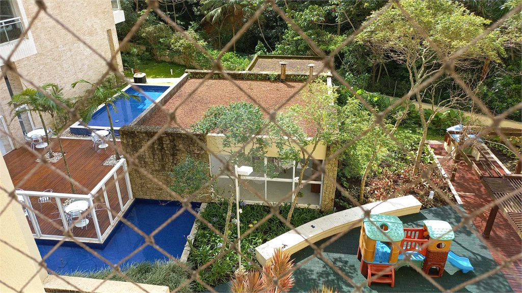 Apartamento à venda ou para alugar com 3 suítes em Enseada, Guarujá, SP