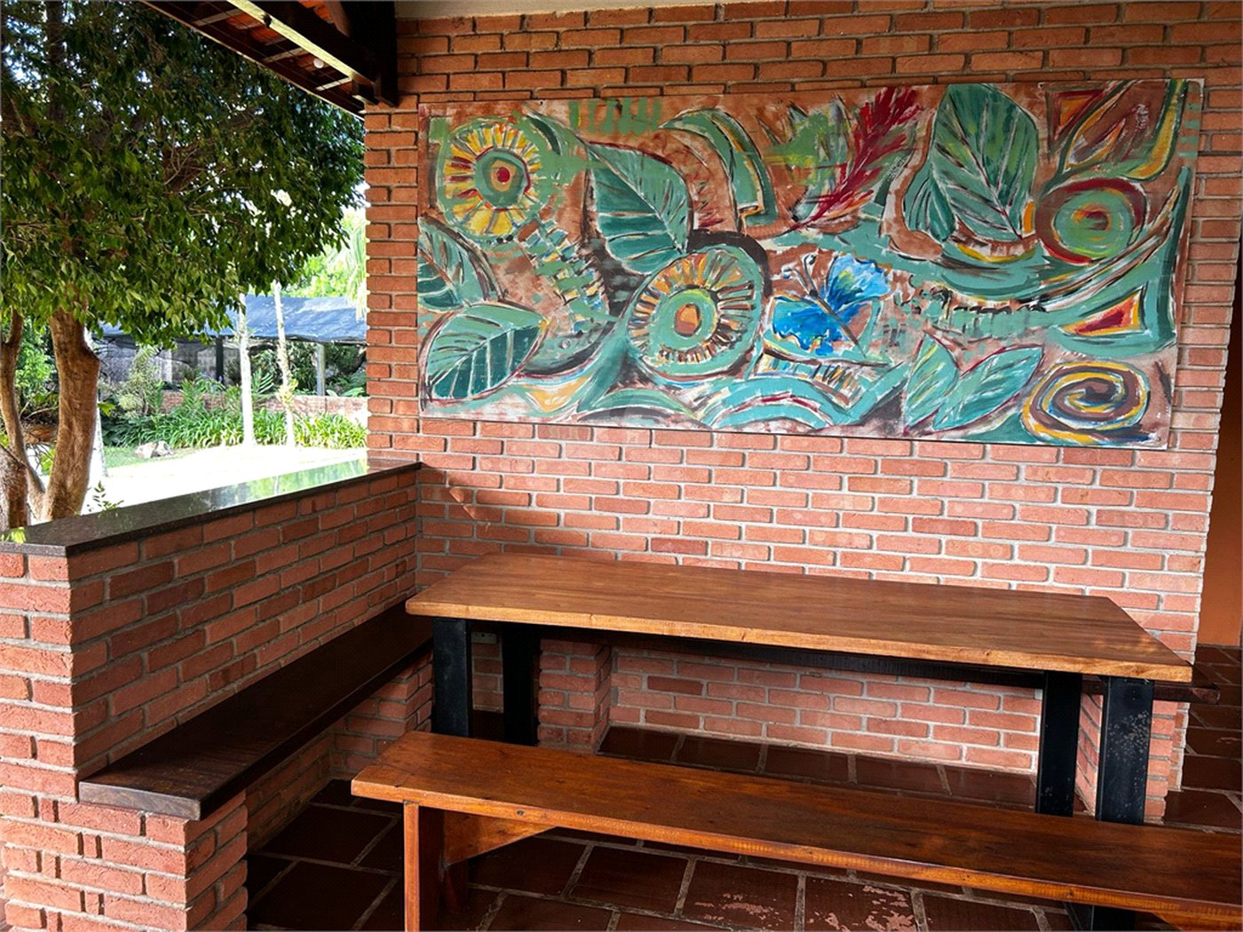 Casa à venda com 4 quartos, sendo 2 suítes, em Vila Aparecida, Itapetininga, SP