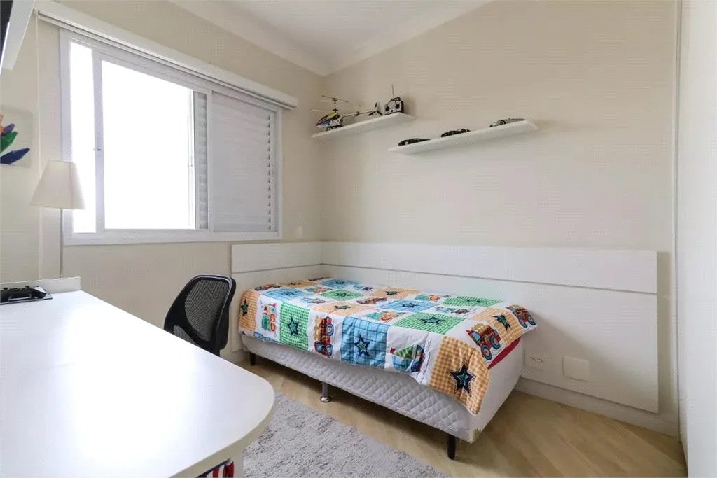 Apartamento à venda com 3 suítes em Vila Ipojuca, São Paulo, SP