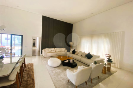 Casa à venda com 3 suítes no condomínio Saint Patrick, Sorocaba - SP