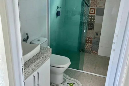 Casa à venda com 6 quartos, sendo 1 suíte,  no Centro, Balsas, MA