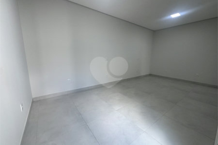 Casa à venda com 3 quartos, sendo 1 suíte, no condomínio Residencial Villagio Wanel, Sorocaba - SP