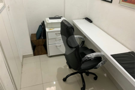 Apartamento à venda com 3 quartos em Moema, São Paulo, SP