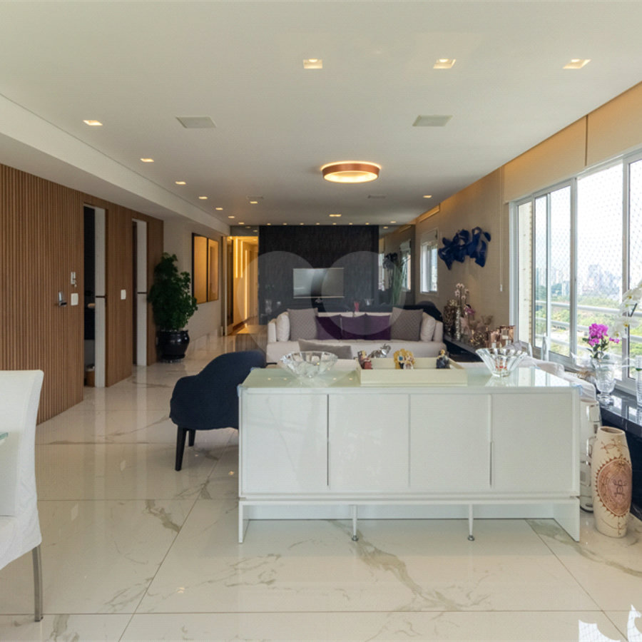 Apartamento de Alto Padrão à Venda na Vila Mariana com 190m², 3 Suítes e Vista para o Parque Ibirapuera