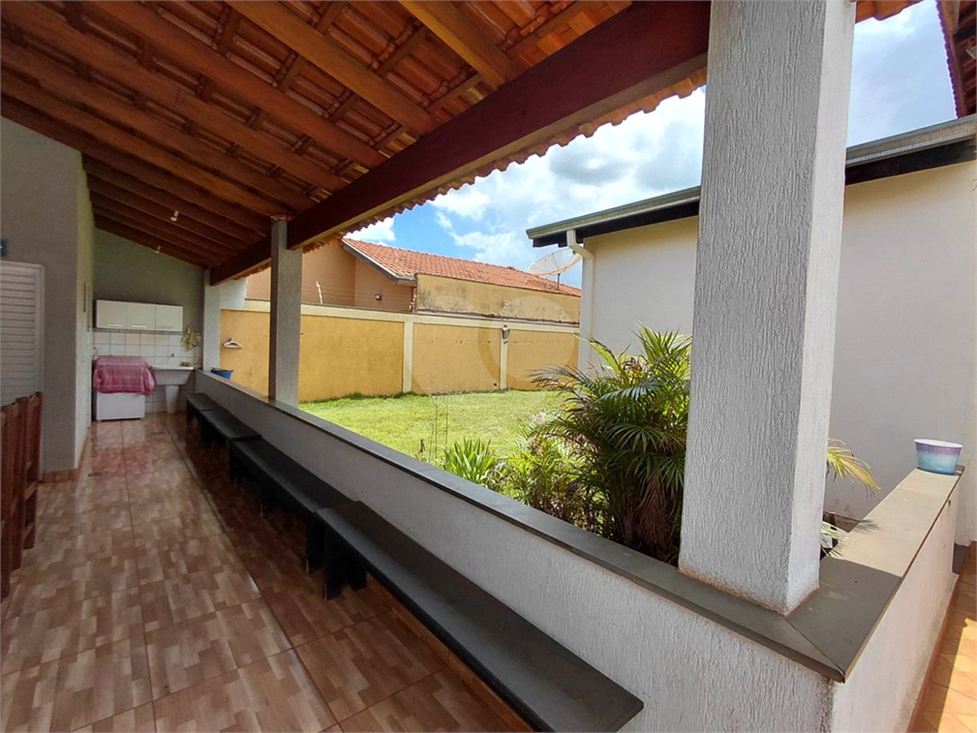 Sobrado à venda com 4 quartos, sendo 1 suíte,  em Parque dos Lagos, Ribeirão Preto, SP