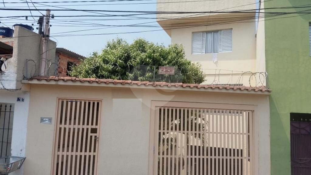 Sobrado à venda com 3 quartos, sendo 1 suíte, em Tremembé, São Paulo, SP