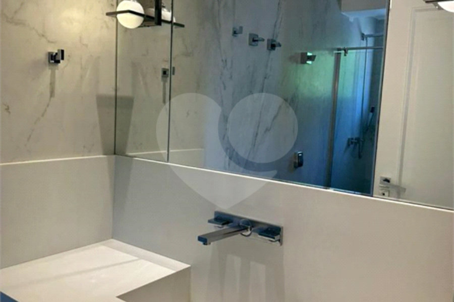 Apartamento à venda com 3 quartos, sendo 1 suíte, em Pompéia, São Paulo, SP