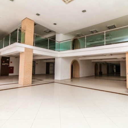 Prédio Comercial de Grande Porte no Centro Histórico de Santos para Venda Ou Aluguel