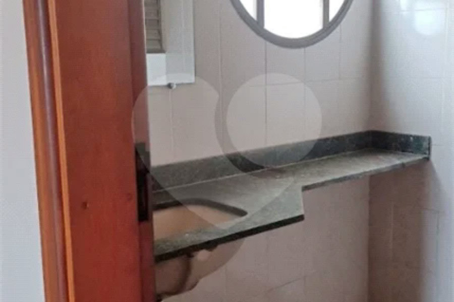 Apartamento à venda no Edifício Cabreúva no Bairro Alto em Piracicaba - SP.