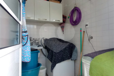 Sobrado à venda com 2 quartos, sendo 1 suíte, em Vila Vendramini, Itapetininga, SP