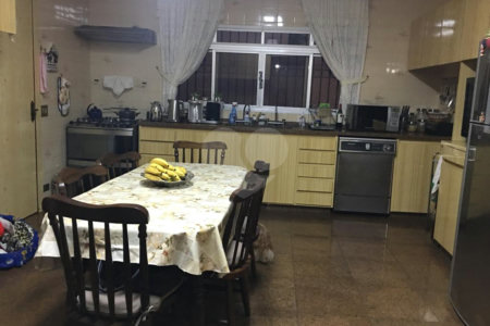 Casa à venda com 5 quartos, sendo 4 suítes,  em Vila Tramontano, São Paulo, SP