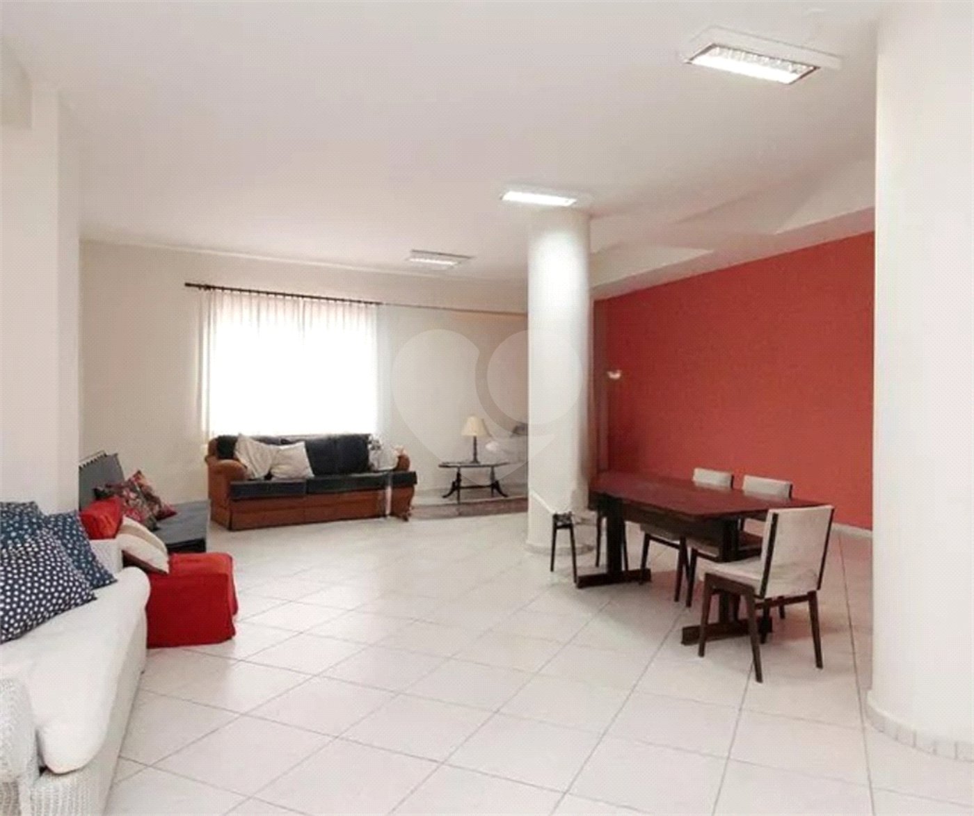 Apartamento à venda com 92m², 2 quartos e 1 vaga