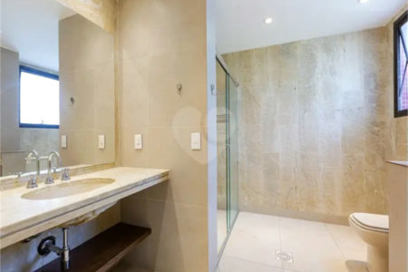Apartamento à venda ou para alugar com 3 suítes em Real Parque, São Paulo, SP