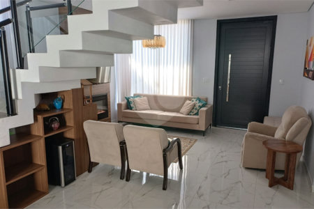 Casa à venda com 3 suítes no condomínio Granja Deolinda, Sorocaba - SP
