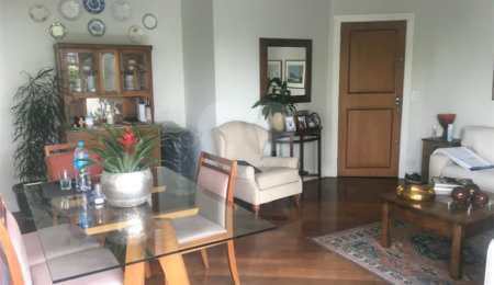Apartamento à venda com 3 quartos, sendo 1 suíte,  em Campo Belo, São Paulo, SP