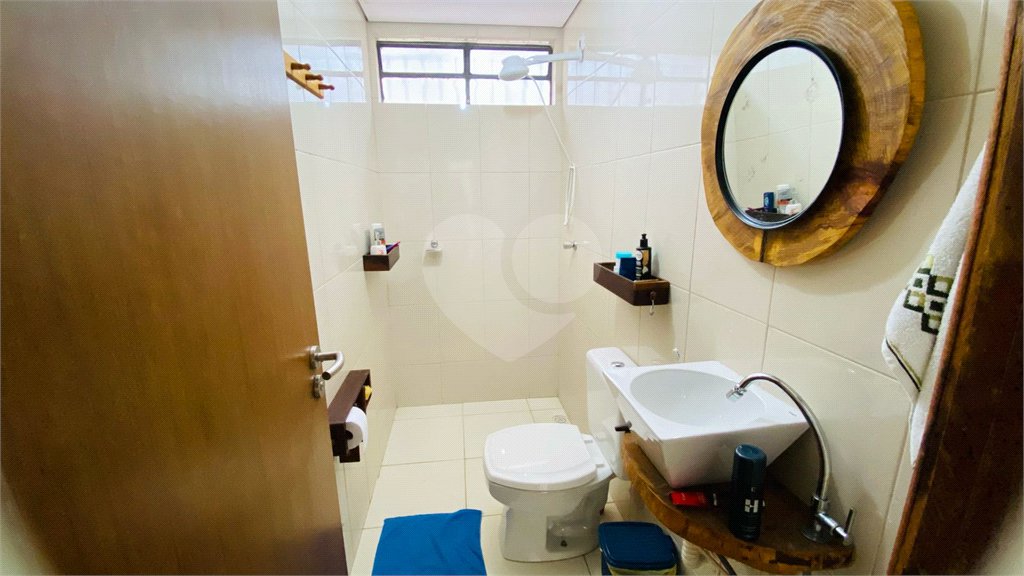 Casa à venda com 3 suítes em Dos Finco, São Bernardo do Campo, SP