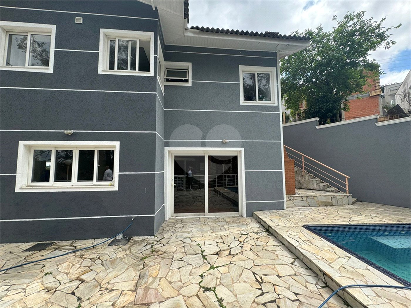 Casa à venda com 6 suítes no condomínio Arujá V, Arujá - SP