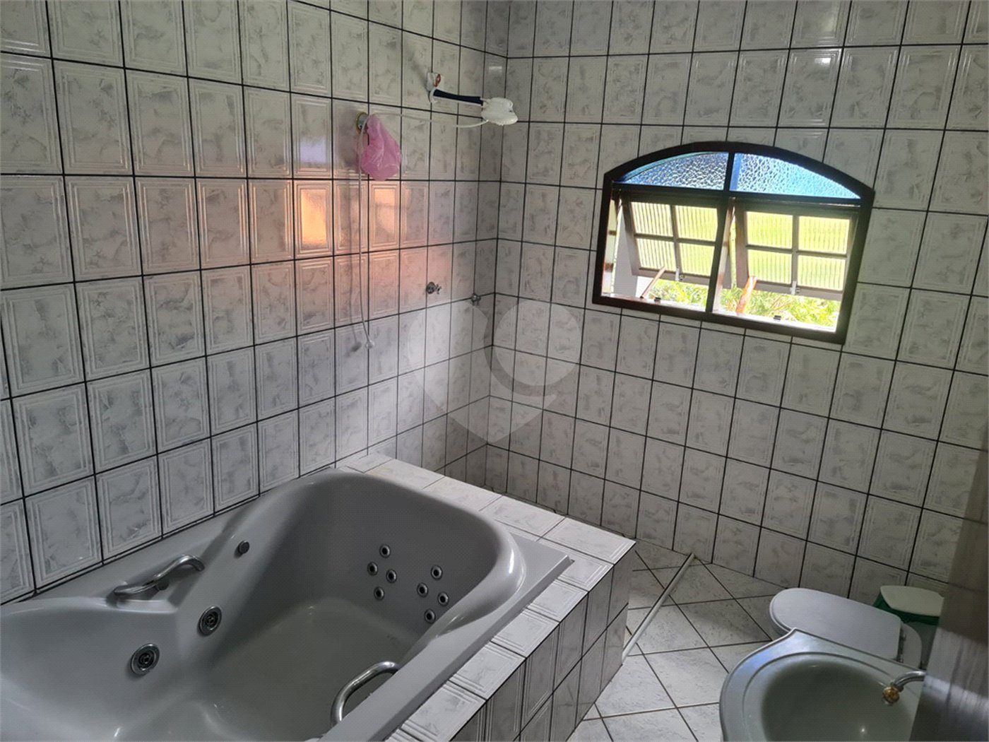 Sobrado para alugar com 3 quartos, sendo 2 suítes, em Jardim Paulista, Atibaia, SP