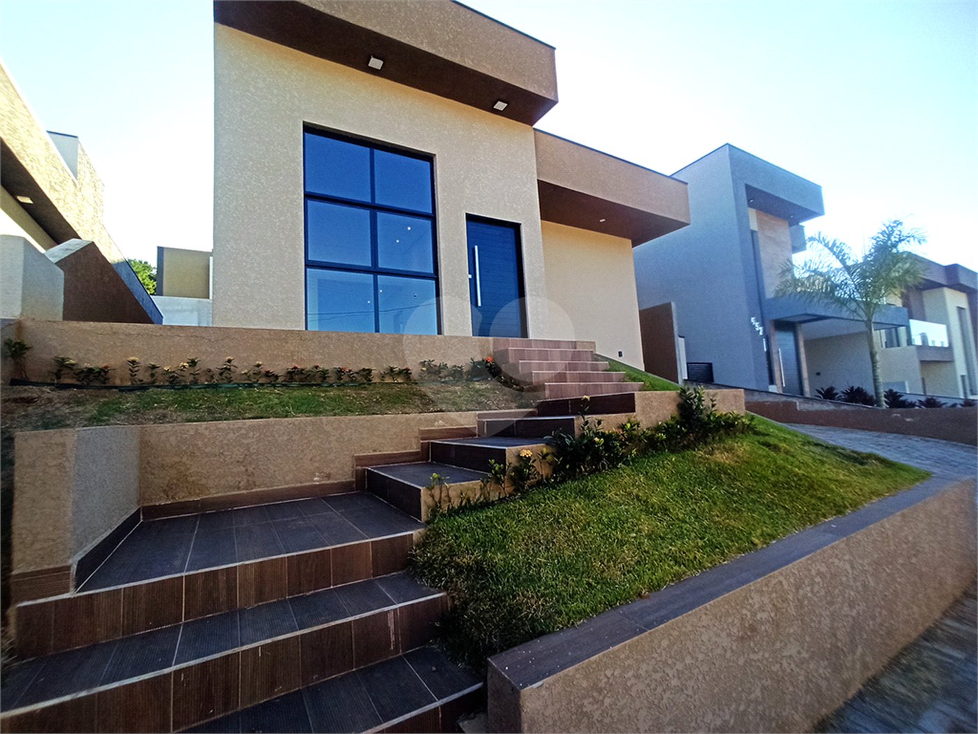 Casa à venda com 3 quartos, sendo 1 suíte, no condomínio Buona Vita, Atibaia - SP