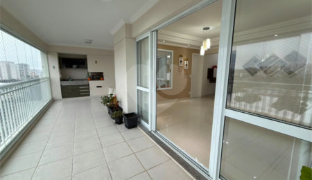 Apartamento à venda com 3 suítes em Jardim Marajoara, São Paulo, SP