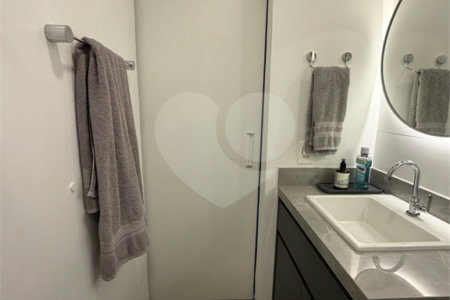 Pronto para Morar Apartamento 1 Dormitório à venda de 47m² com 1 vaga na garagem Condomínio Landing Campo Belo Aceita e estuda Permuta.