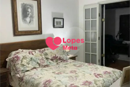 Casa à venda com 2 quartos no condomínio Portal da Serra, São José dos Campos - SP
