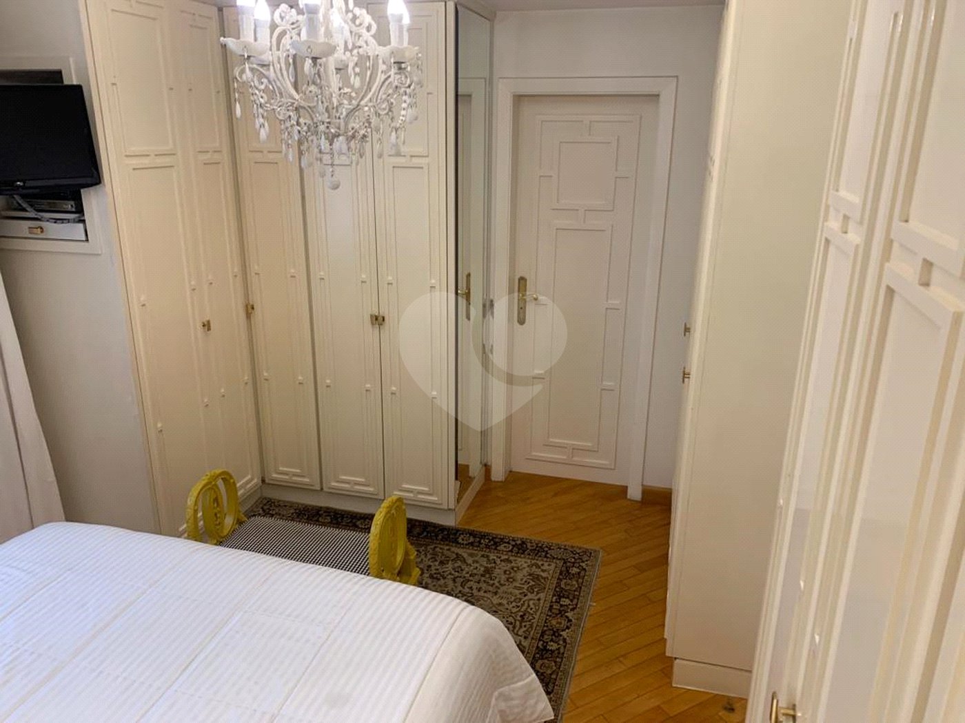 Apartamento à venda com 3 suítes em Vila Suzana, São Paulo, SP
