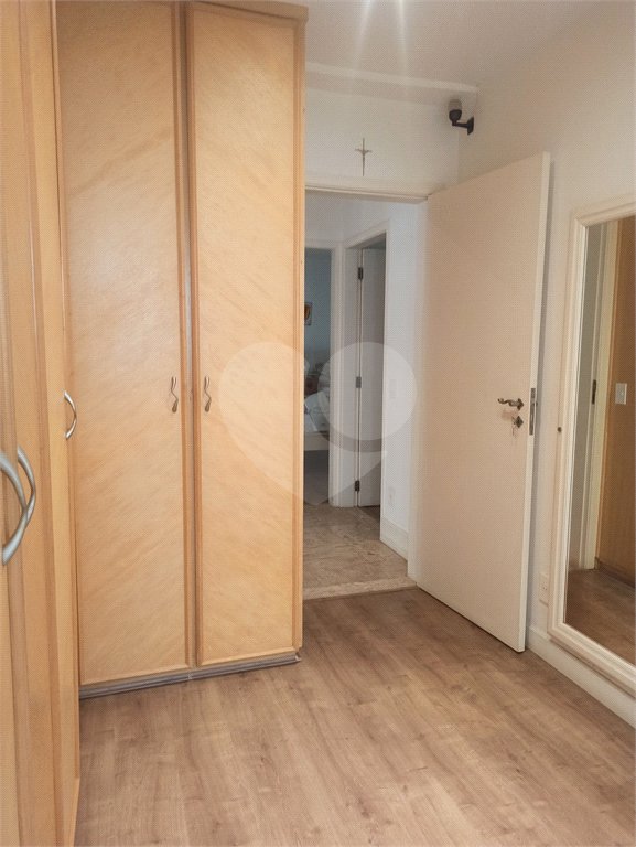 Casa à venda ou para alugar com 6 quartos, sendo 4 suítes, em Jardim Itaperi, Atibaia, SP
