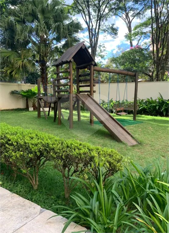 Apartamento à venda com 3 quartos, sendo 1 suíte,  em Alto da Boa Vista, São Paulo, SP