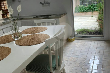 Casa para alugar com 3 quartos em Água Branca, São Paulo, SP