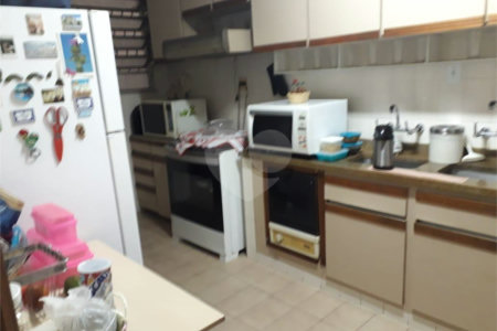 Casa à venda com 5 quartos, sendo 2 suítes,  em Maracanã, Rio de Janeiro, RJ