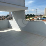 Casa à venda com 3 quartos, sendo 1 suíte, no condomínio Parque Vitória, São Paulo - SP