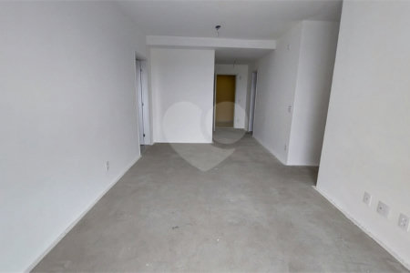 Apartamento à venda com 3 quartos, sendo 1 suíte,  em Butantã, São Paulo, SP