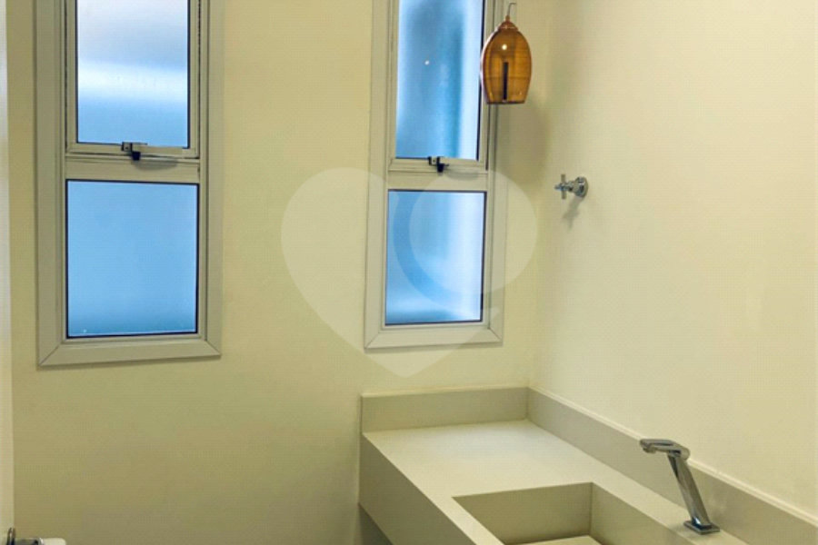 Sobrado à venda com 3 quartos, sendo 1 suíte,  em Santana, São Paulo, SP