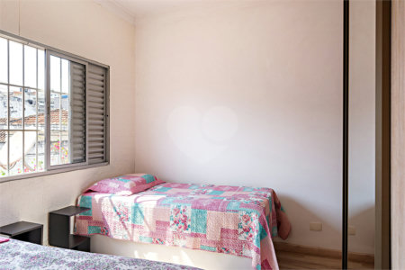 Sobrado à venda com 2 quartos, sendo 1 suíte, em Vila Guarani, São Paulo, SP