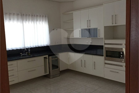 Casa à venda com 4 suítes no condomínio Jardim Theodora, Itu - SP