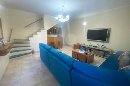 Excelente Sobrado Residencial à venda com 162m² e 4 dormitórios, localizado no Jardim Rosa de França