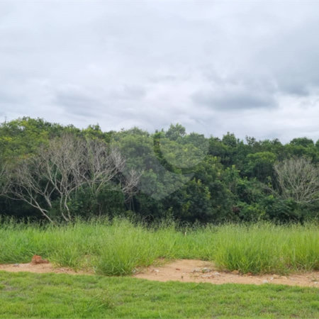 Terreno a Venda em Atibaia no Condomínio Elementum
