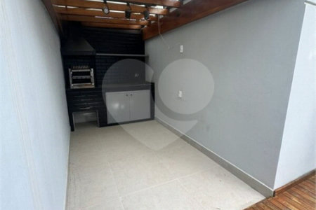 Indaiatuba- Vila Aurora -Condomínio Palm Tree Residence -Venda e Locação - R$ 7.000,00 - condominio - R$ 877,44- IPTU - R$ 211,64 - Pavimento Térreo: Sala de estar, sala de jantar, wc, cozinha, área de serviço, despensa. Pavimento Superior: Suíte com varanda e closet, 02 dormitórios e wc.social