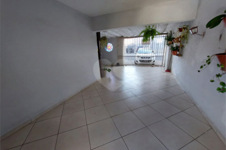 Casa à venda com 2 quartos, sendo 1 suíte, em Vila Barão, Sorocaba, SP