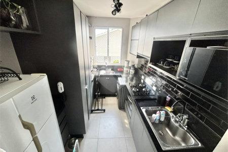 Casa à venda com 2 quartos, sendo 1 suíte, no condomínio Residencial Jasmin, Itapetininga - SP