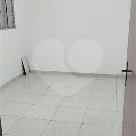 Casa à venda com 2 quartos, sendo 1 suíte, em Jardim Míriam, Suzano, SP