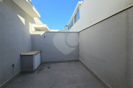 Casa à venda com 2 quartos, sendo 1 suíte, no condomínio Horto Florestal II, Sorocaba - SP