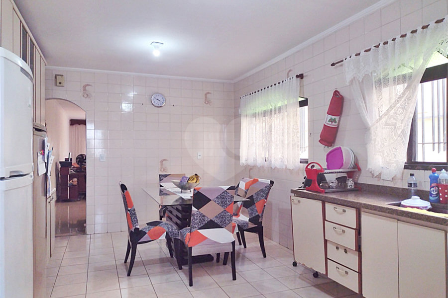 Sobrado à venda com 3 quartos, sendo 1 suíte,  em Vila Maria, São Paulo, SP