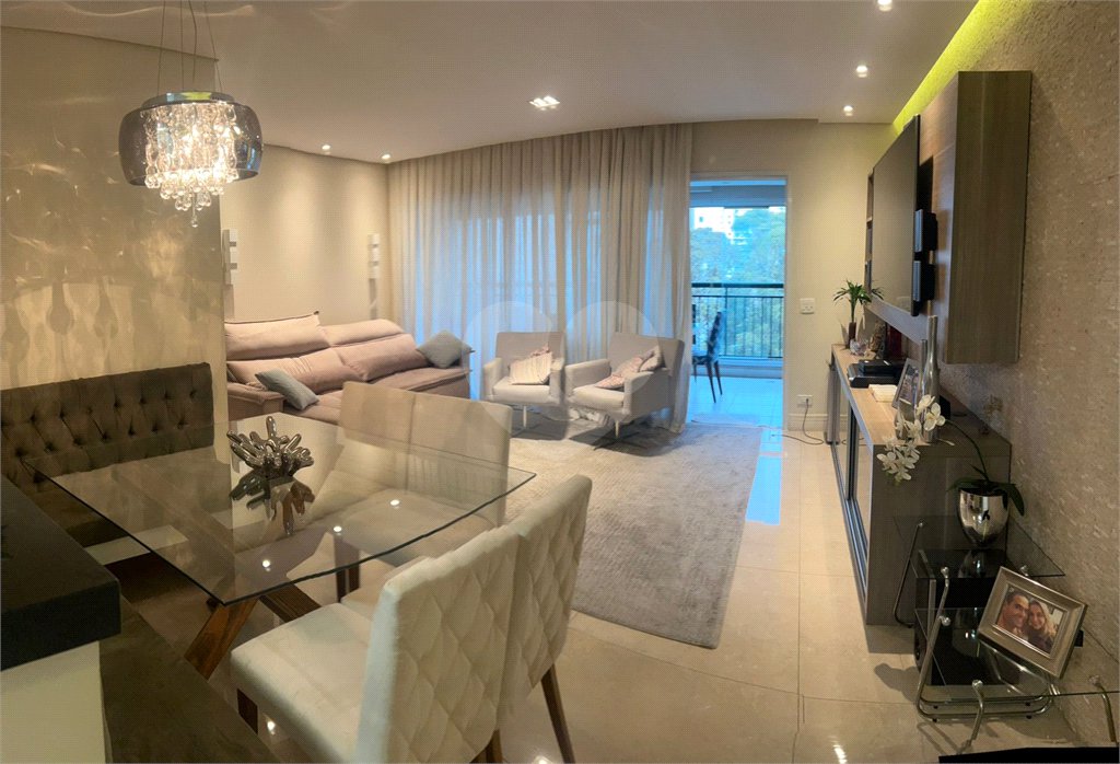 Apartamento à venda com 2 suítes em Parque Reboucas, São Paulo, SP