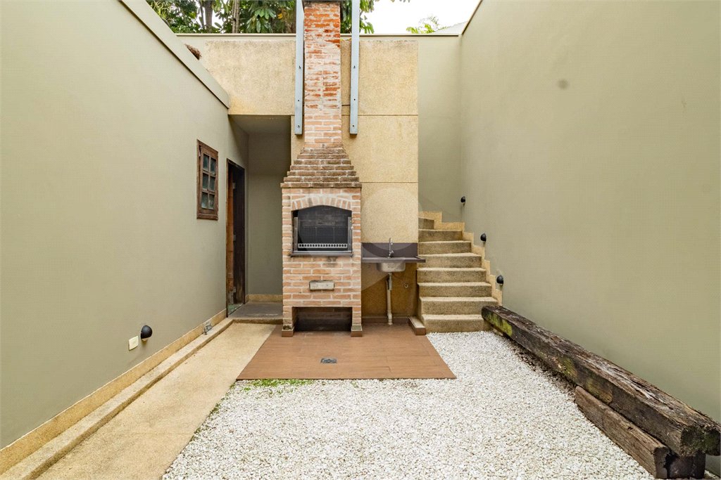 Casa à venda com 3 quartos, sendo 1 suíte, em Jardim Paulistano, São Paulo, SP