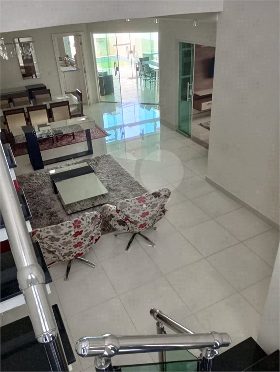 Casa à venda com 3 quartos, sendo 2 suítes, no condomínio Granja Olga II, Sorocaba - SP